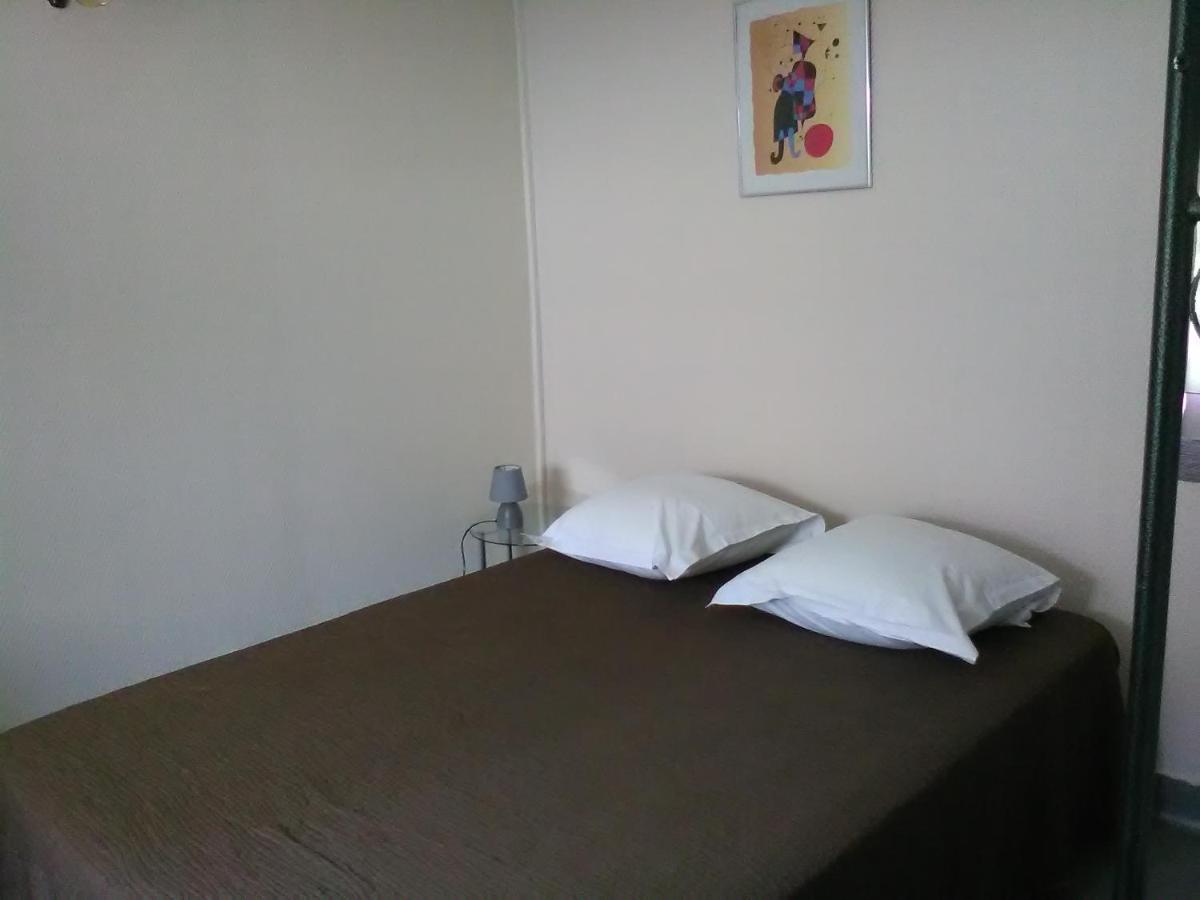 Le Parisien Hotell Saintes Eksteriør bilde
