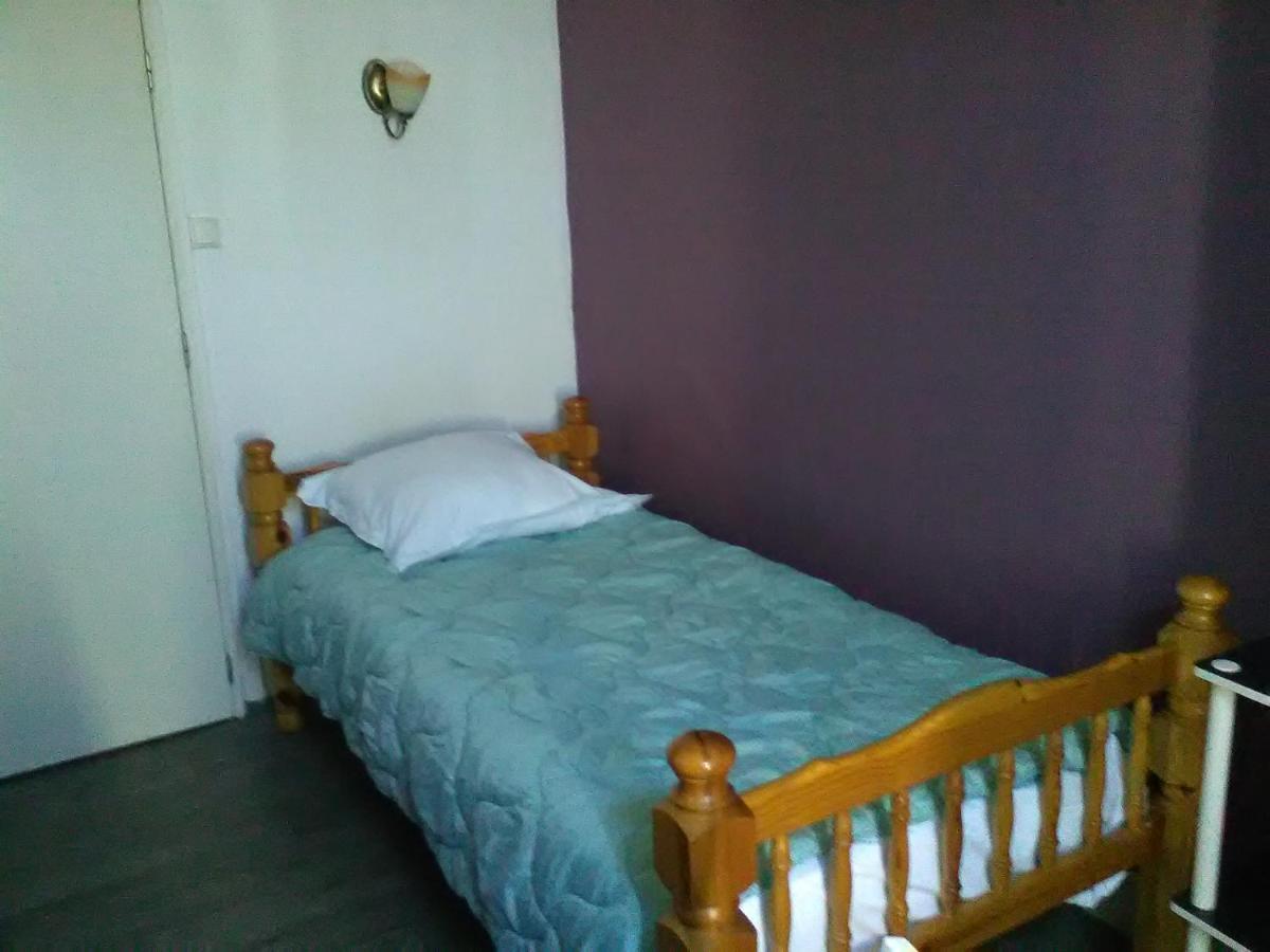 Le Parisien Hotell Saintes Eksteriør bilde
